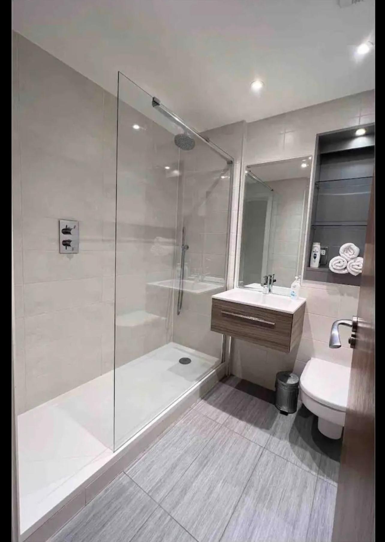 Luxury Apartment Riverside Londres Exterior foto